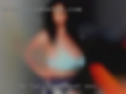 5'6 swinger sex Tall | About 8in long 5.5in girth.